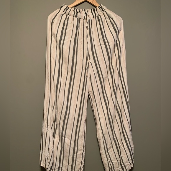 Wide Leg vacation pant - Picture 5 of 5